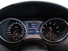 Mercedes Benz ML 63 AMG  M-klasse Fiscale waarde € 16.000,- Dea