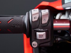 Ducati PANIGALE V2 BULEGA 2023 WORLD CHAMPION REPLICA 