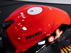 Ducati PANIGALE V2 BULEGA 2023 WORLD CHAMPION REPLICA 