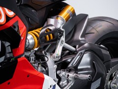 Ducati PANIGALE V2 BULEGA 2023 WORLD CHAMPION REPLICA 