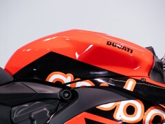 Ducati PANIGALE V2 BULEGA 2023 WORLD CHAMPION REPLICA 