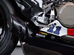 Ducati PANIGALE V2 BULEGA 2023 WORLD CHAMPION REPLICA 