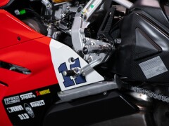 Ducati PANIGALE V2 BULEGA 2023 WORLD CHAMPION REPLICA 