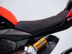 Ducati PANIGALE V2 BULEGA 2023 WORLD CHAMPION REPLICA 