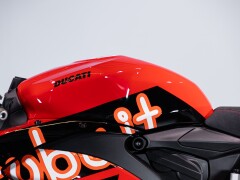 Ducati PANIGALE V2 BULEGA 2023 WORLD CHAMPION REPLICA 
