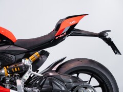 Ducati PANIGALE V2 BULEGA 2023 WORLD CHAMPION REPLICA 