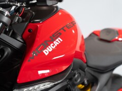 Ducati MONSTER 