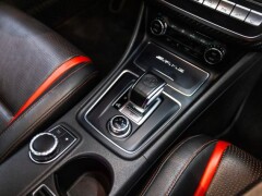 Mercedes Benz A 45 AMG  4MATIC Optie Schaalstoelen