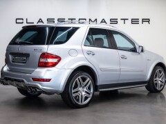 Mercedes Benz ML 63 AMG  M-klasse Fiscale waarde € 16.000,- Dea