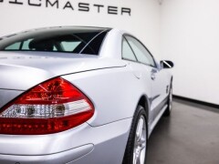 Mercedes Benz SL 500  Fiscale waarde € 8.000,-
