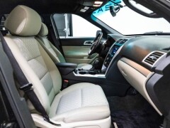 FORD Explorer  XLT 7 Persoonsuitvoering Dealer auto