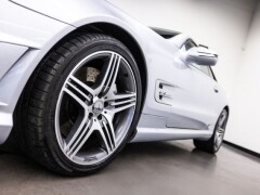 Mercedes Benz SL 63 AMG  Fiscale waarde € 22.000,- Dealer auto
