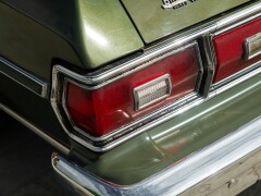 Ford GRAN TORINO 4 DOOR 5.7 V8 BROUGHAM 