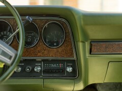 Ford GRAN TORINO 4 DOOR 5.7 V8 BROUGHAM 