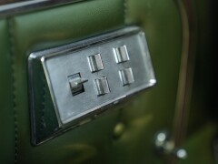 Ford GRAN TORINO 4 DOOR 5.7 V8 BROUGHAM 