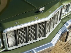 Ford GRAN TORINO 4 DOOR 5.7 V8 BROUGHAM 