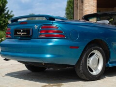 Ford MUSTANG CABRIOLET 