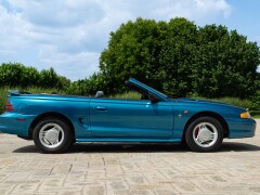 Ford MUSTANG CABRIOLET 