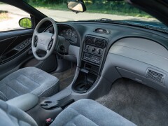 Ford MUSTANG CABRIOLET 