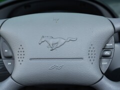 Ford MUSTANG CABRIOLET 