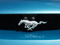 Ford MUSTANG CABRIOLET 