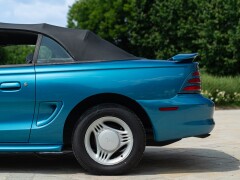 Ford MUSTANG CABRIOLET 