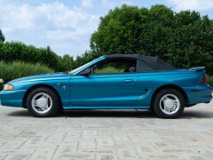 Ford MUSTANG CABRIOLET 