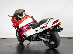 Honda CBR 1000 F 