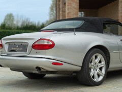Jaguar XK8 SPIDER 