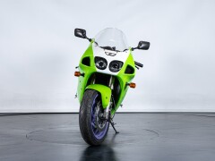 Kawasaki ZX-7R 