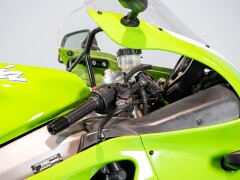 Kawasaki ZX-7R 