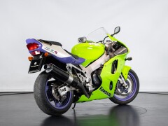 Kawasaki ZX-7R 