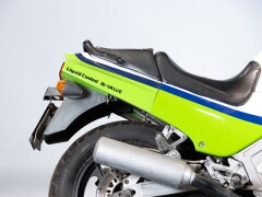 Kawasaki GPZ 600 R 
