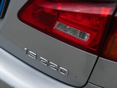 Lexus IS 220 D 