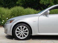 Lexus IS 220 D 