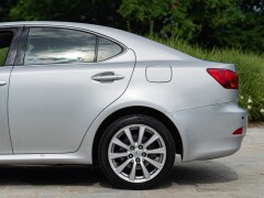 Lexus IS 220 D 