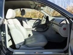 Mercedes Benz CLK 230 CABRIOLET 