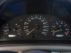 Mercedes Benz CLK 200 COUPE\' 