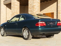Mercedes Benz CLK 200 COUPE\' 