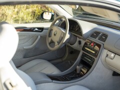 Mercedes Benz CLK 200 COUPE\' 