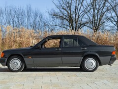 Mercedes Benz 190 E 