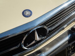 Mercedes Benz 450 SL 