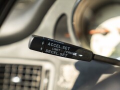 Mercedes Benz SLK 320 ROADSTER 