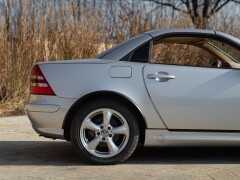 Mercedes Benz SLK 320 ROADSTER 