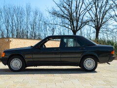 Mercedes Benz 190 E 