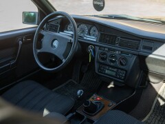 Mercedes Benz 190 E 