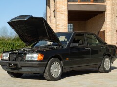 Mercedes Benz 190 E 