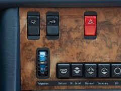 Mercedes Benz 380 SEC 