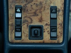 Mercedes Benz 380 SEC 