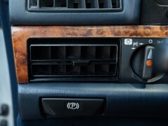 Mercedes Benz 380 SEC 